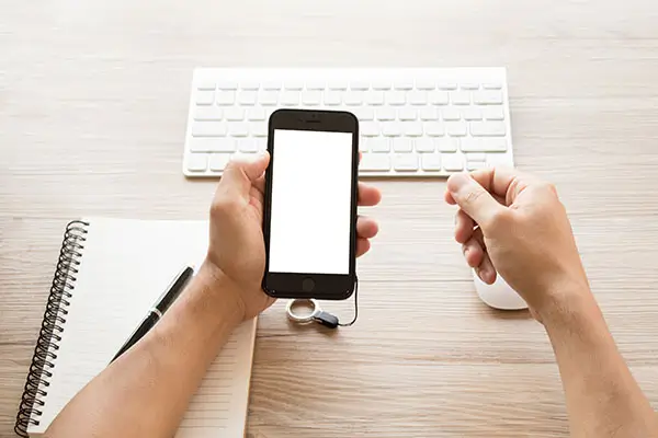 手机用什么软件重启手机